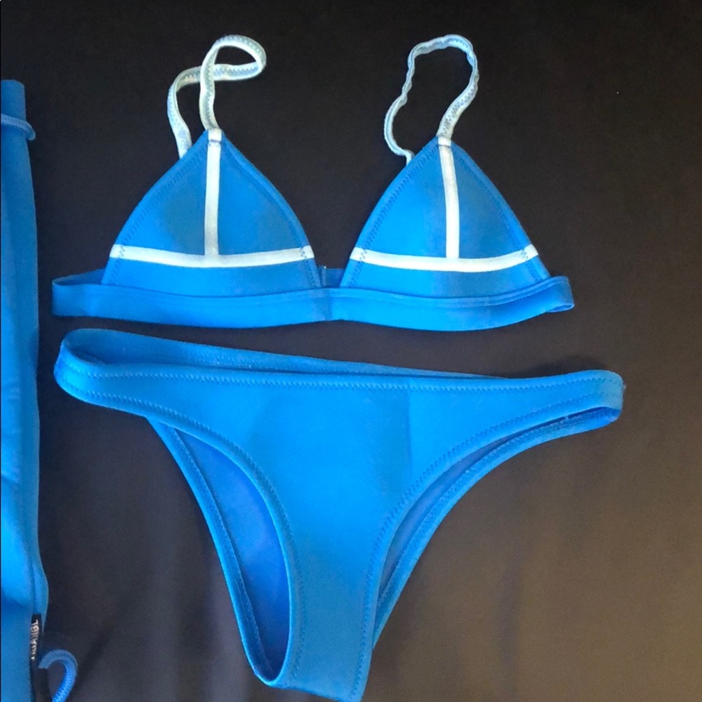 TRIANGL XS Bathing Suit